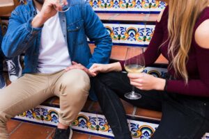 Understanding the Holiday Spike in Drug and Alcohol Use img